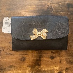 NWT Glamorous Coach purse retail-$325